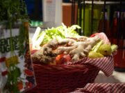 PRATO / Quando il catering diventa innovazione: nasce ‘Momenti Giusti’, il servizio che punta su cucina salutare, stagionalità e chilometro zero